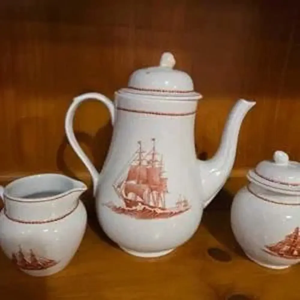Wedgewood Flying Cloud Teapot Set - Georgetown Collection - England